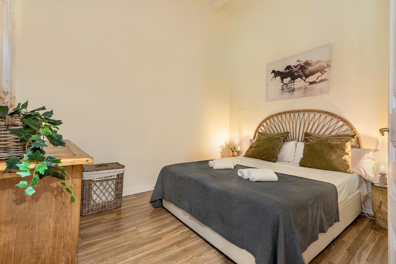 Clandestino Suites Barcelona Exteriör bild